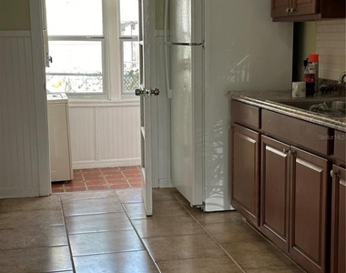 109 Hibiscus Street - Photo Thumbnail 18