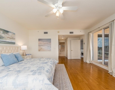 521 Mandalay Avenue - Photo Thumbnail 18