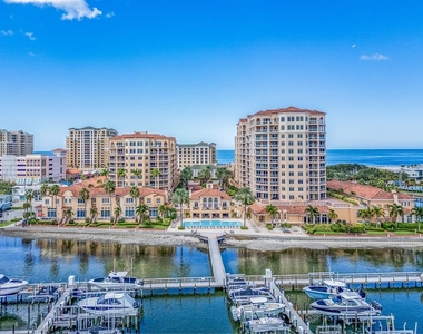 521 Mandalay Avenue - Photo Thumbnail 43