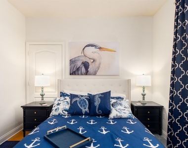 521 Mandalay Avenue - Photo Thumbnail 25