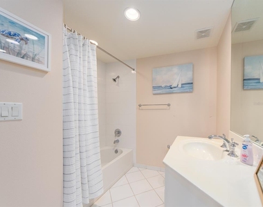 521 Mandalay Avenue - Photo Thumbnail 26