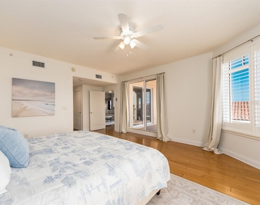 521 Mandalay Avenue - Photo Thumbnail 17