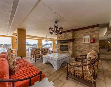 521 Mandalay Avenue - Photo Thumbnail 35