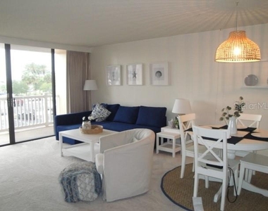 500 Treasure Island Causeway - Photo Thumbnail 7