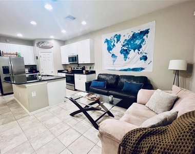7007 Towne Lake Road - Photo Thumbnail 3