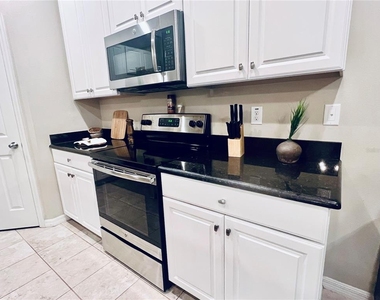 7007 Towne Lake Road - Photo Thumbnail 2