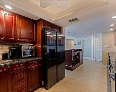 7650 Bayshore Drive - Photo Thumbnail 21