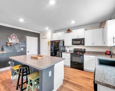 3737 Copperspring Boulevard - Photo Thumbnail 42