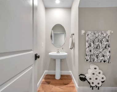 3737 Copperspring Boulevard - Photo Thumbnail 48