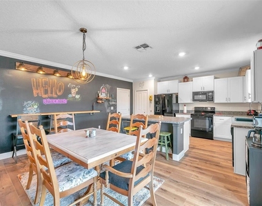 3737 Copperspring Boulevard - Photo Thumbnail 39