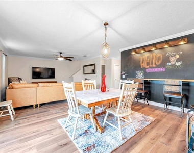 3737 Copperspring Boulevard - Photo Thumbnail 28