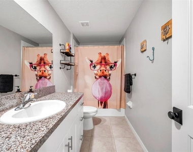 3737 Copperspring Boulevard - Photo Thumbnail 44