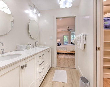 739 Bayport Way - Photo Thumbnail 29