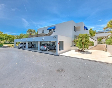 739 Bayport Way - Photo Thumbnail 1