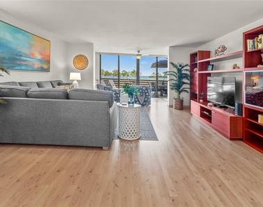 817 Bayport Way - Photo Thumbnail 25