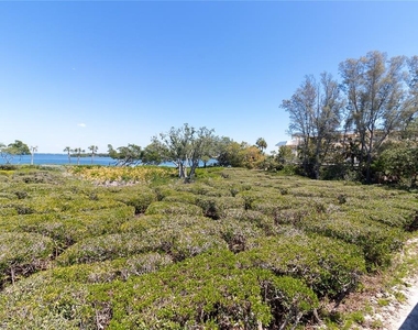 817 Bayport Way - Photo Thumbnail 55