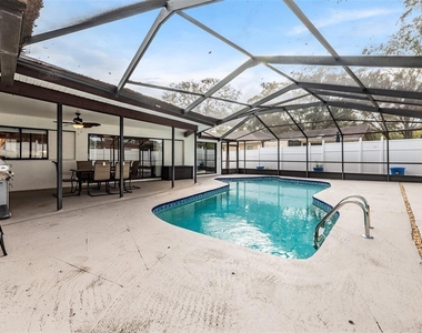 1 Fernery Lane - Photo Thumbnail 35