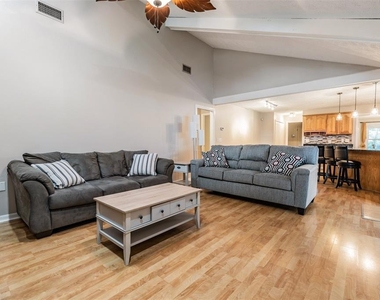 1 Fernery Lane - Photo Thumbnail 12