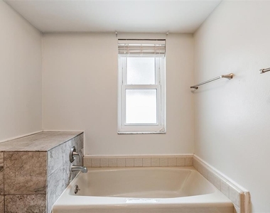1 Fernery Lane - Photo Thumbnail 26