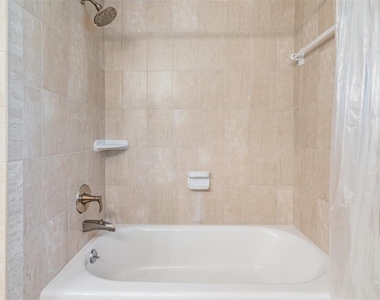 1 Fernery Lane - Photo Thumbnail 28