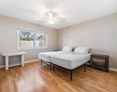 1 Fernery Lane - Photo Thumbnail 31