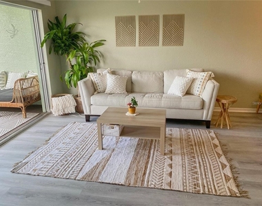 2121 Heron Lake Drive - Photo Thumbnail 20
