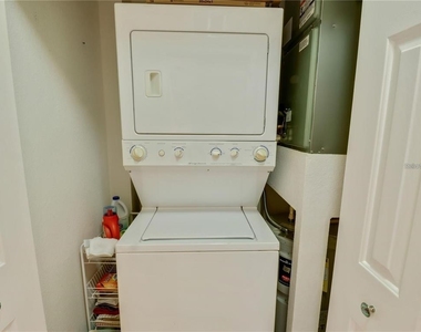 2121 Heron Lake Drive - Photo Thumbnail 17