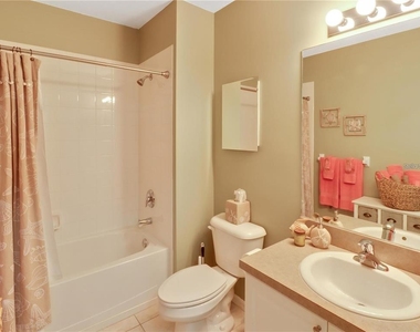 2121 Heron Lake Drive - Photo Thumbnail 16
