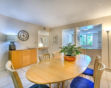 830 Bayport Way - Photo Thumbnail 12