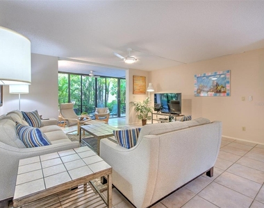 830 Bayport Way - Photo Thumbnail 15