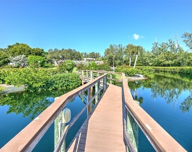 833 Bayport Way - Photo Thumbnail 45