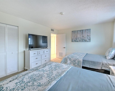 833 Bayport Way - Photo Thumbnail 25