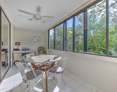 805 Bayport Way - Photo Thumbnail 34
