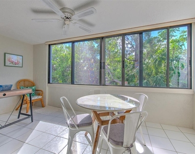 805 Bayport Way - Photo Thumbnail 36