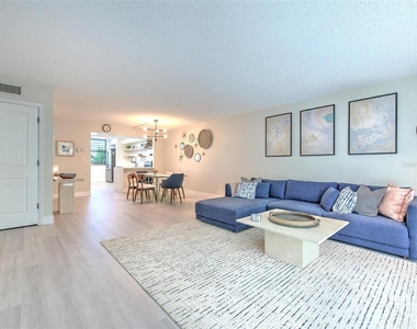 805 Bayport Way - Photo Thumbnail 15