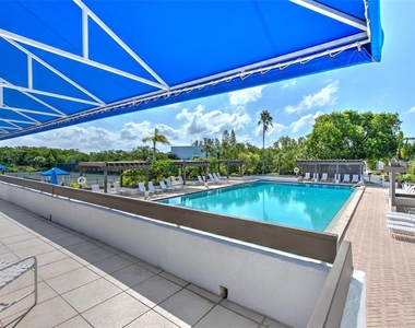 805 Bayport Way - Photo Thumbnail 42