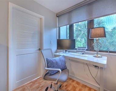 741 Bayport Way - Photo Thumbnail 23