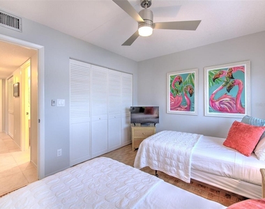 741 Bayport Way - Photo Thumbnail 30
