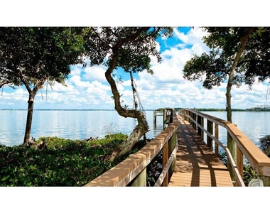 741 Bayport Way - Photo Thumbnail 53