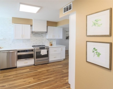 716 Bayport Way - Photo Thumbnail 24