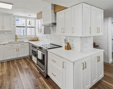716 Bayport Way - Photo Thumbnail 20