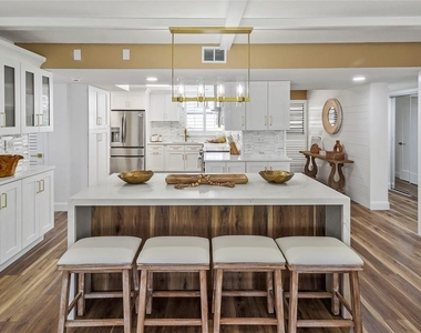 716 Bayport Way - Photo Thumbnail 18