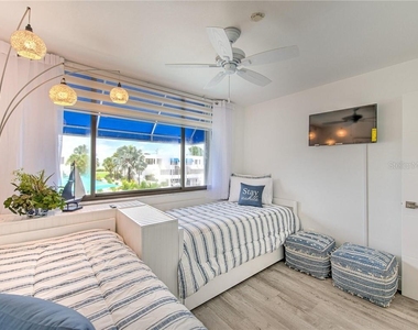 522 Bayport Way - Photo Thumbnail 25
