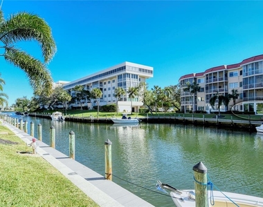 1257 S Portofino Drive - Photo Thumbnail 36