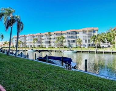 1257 S Portofino Drive - Photo Thumbnail 26