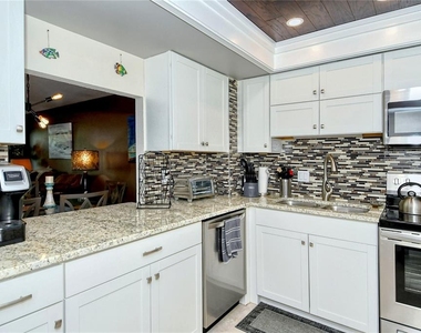 1257 S Portofino Drive - Photo Thumbnail 21