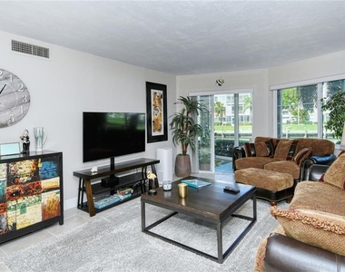 1257 S Portofino Drive - Photo Thumbnail 4