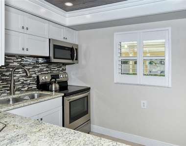1257 S Portofino Drive - Photo Thumbnail 18