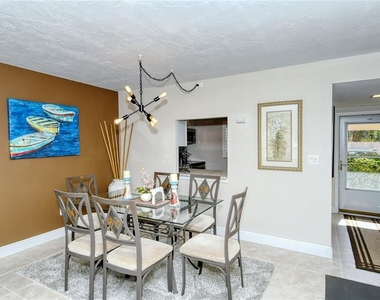 1257 S Portofino Drive - Photo Thumbnail 11