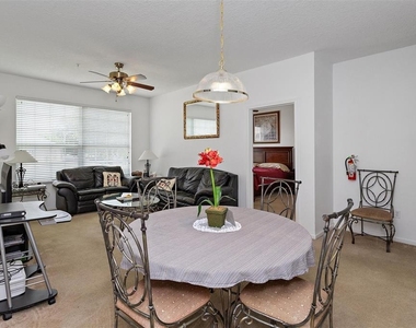 2307 Silver Palm Dr - Photo Thumbnail 7